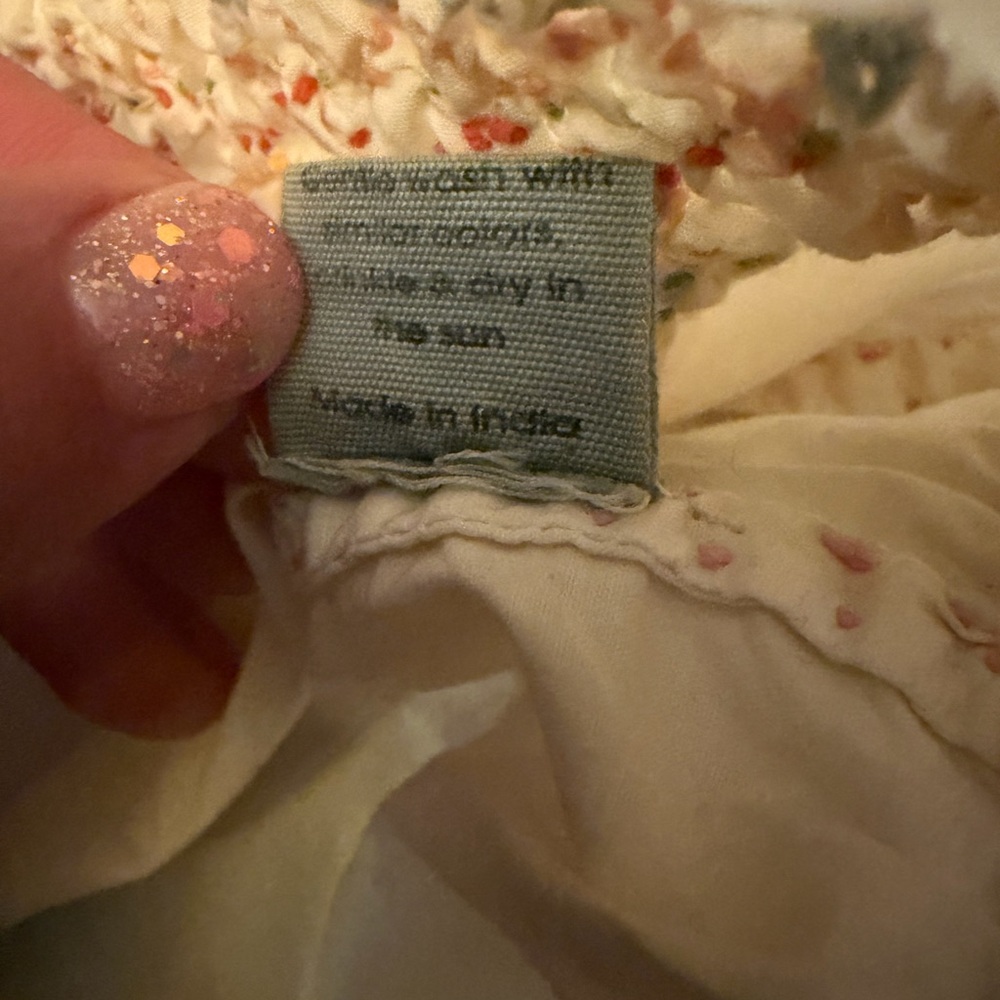 Magnolia Pearl Chrissy Fold Blouse Pink Tassel and Multicolor Embroidery EUC - Picture 6 of 8